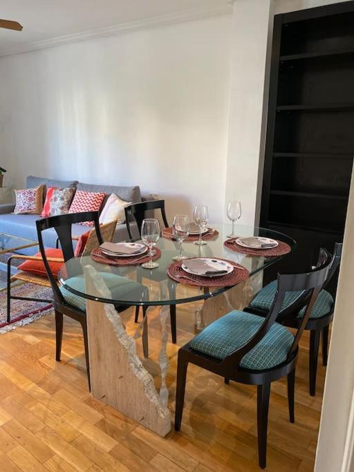 Lovely 2 Bedrooms Apartment Main Square Plasencia Exterior photo